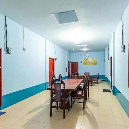 Reddoorz Syariah @ Jalan Setiabudi Medan 3 Exterior photo