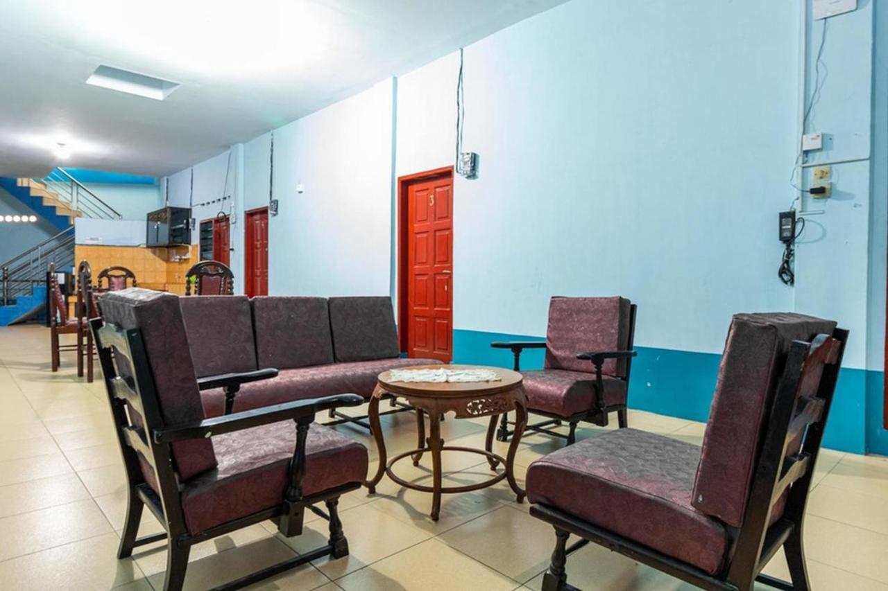 Reddoorz Syariah @ Jalan Setiabudi Medan 3 Exterior photo