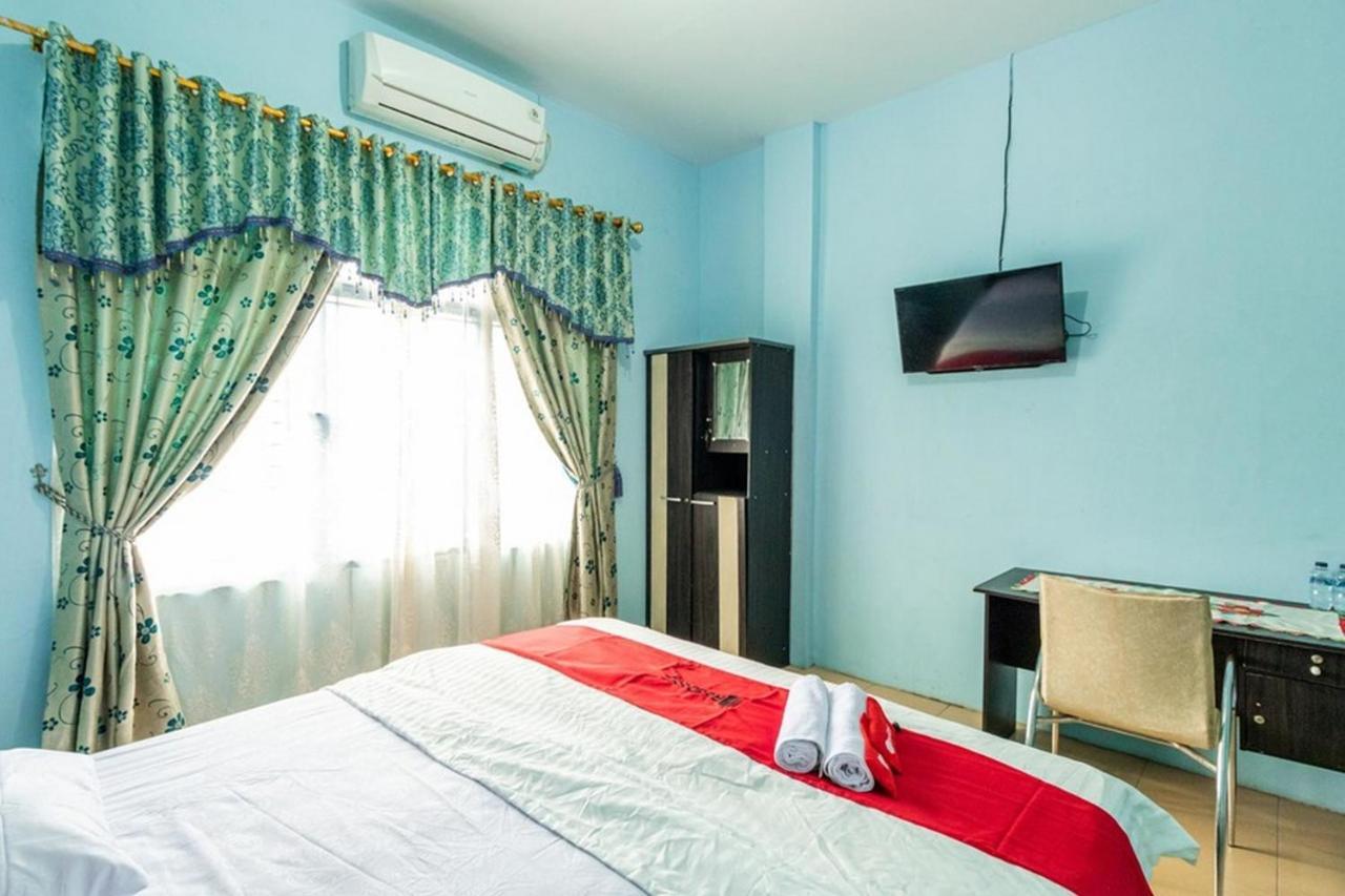 Reddoorz Syariah @ Jalan Setiabudi Medan 3 Exterior photo